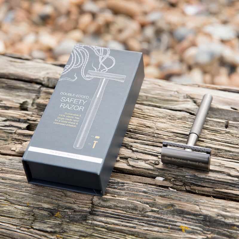 Safety Razor in Use